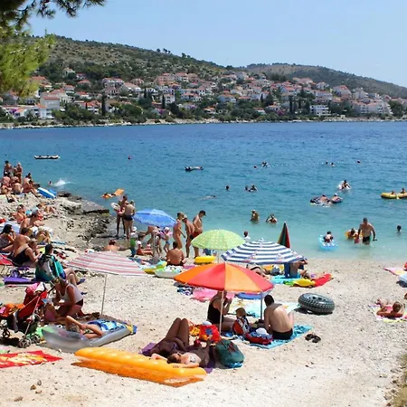 Family-friendly With Swimming Pool Mavarstica, Ciovo - 16559 Trogir